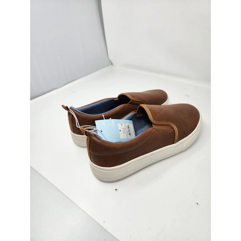 Cat & Jack Boys Slip On Sneakers Brown Faux Leather Casual Size 6